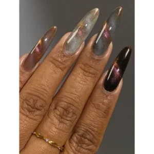 Alternative view of Cracked Polish - Hibernaty